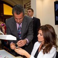 Cindy Crawford attends the OMEGA boutique opening in Moscow